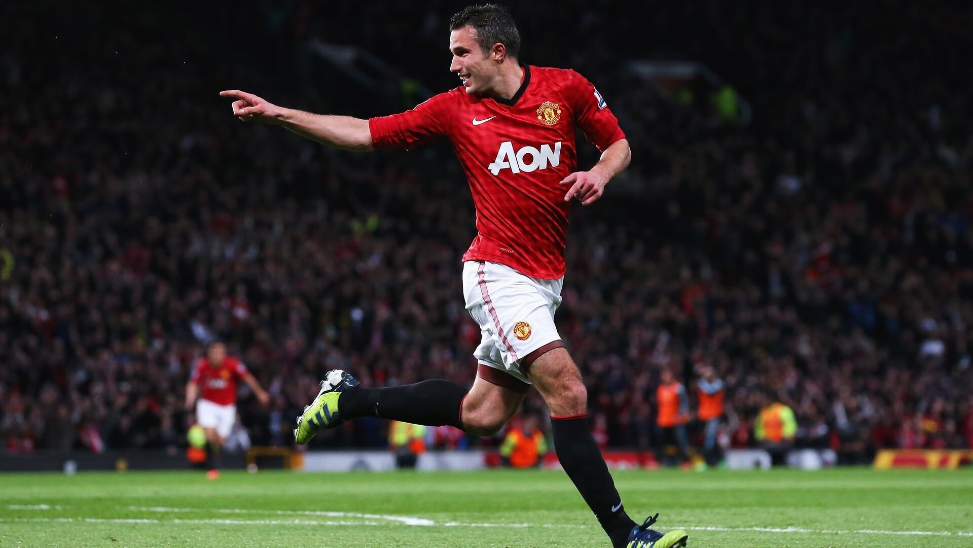 爱游戏电脑版官网-五大联赛中小俱乐部如何应对金元时代挑战，五大联赛各俱乐部之间的关系